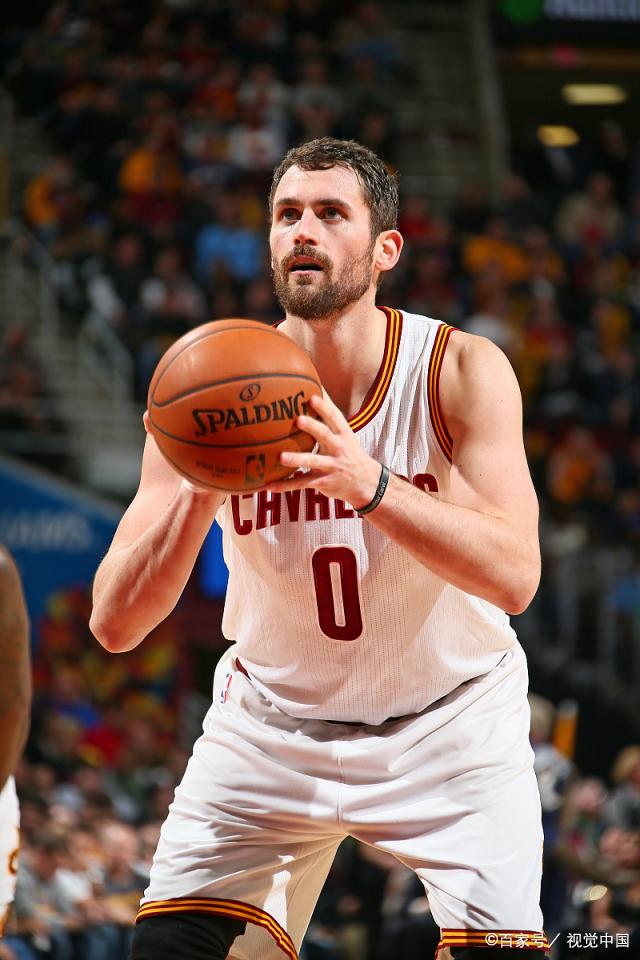 在防守端 在防守端