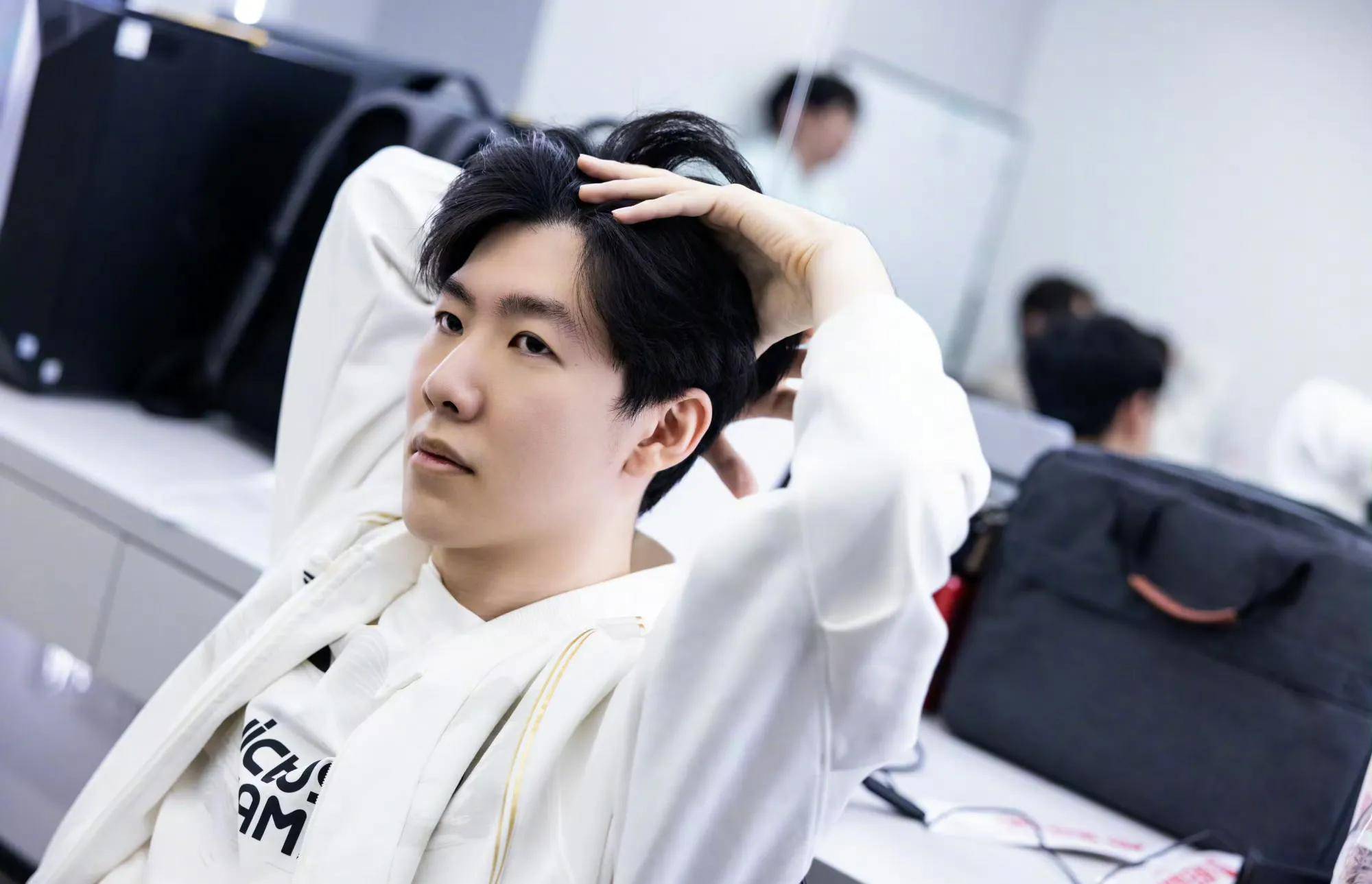 掌声与对抗 掌声与对抗