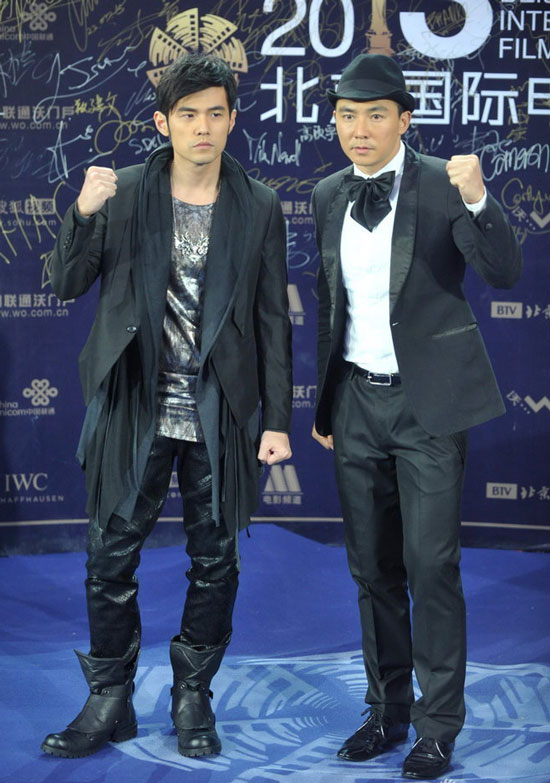 率的神装 率的神装